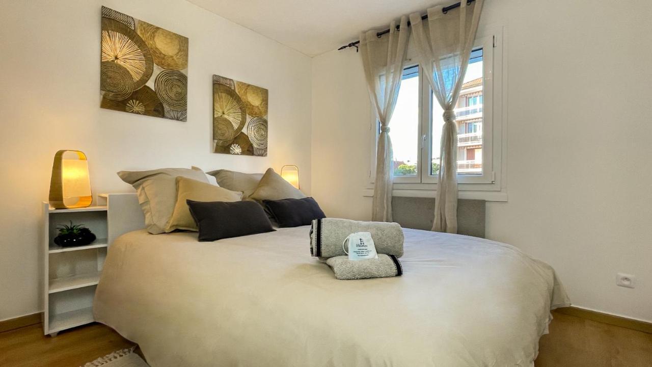 Homey Wood - New - Appartement Avec Une Chambre - Parking Prive Gratuit - Balcon Prive - A 5 Min De La Gare Pour Rejoindre Geneve Аннемас Экстерьер фото